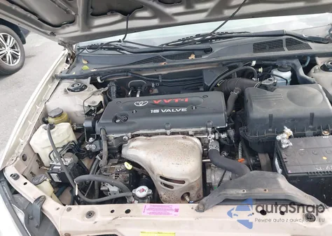 2004 Toyota Camry Le z USA, uszkodzony, nr VIN 4T1BE32K94U854215